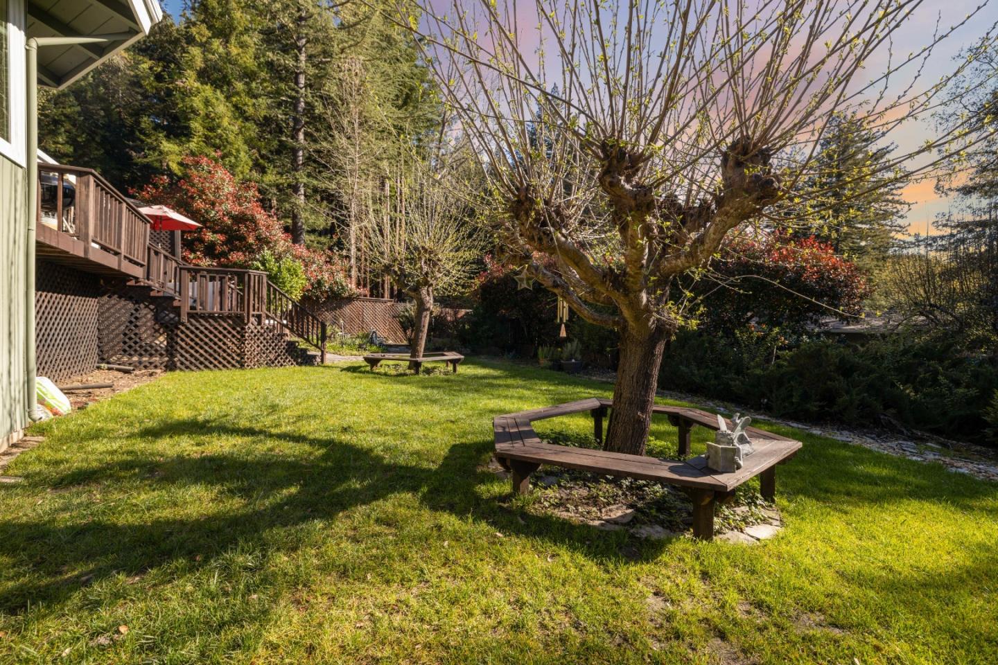 2 Ridgewood DR