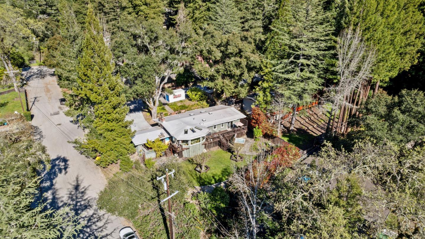 2 Ridgewood DR