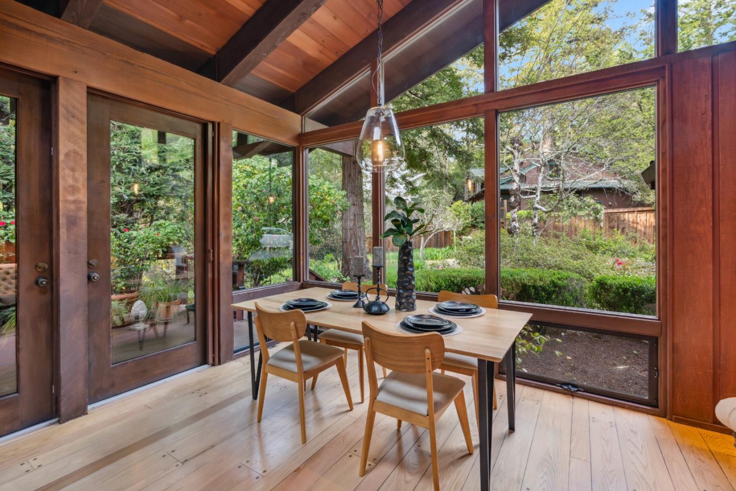9965 Love Creek RD