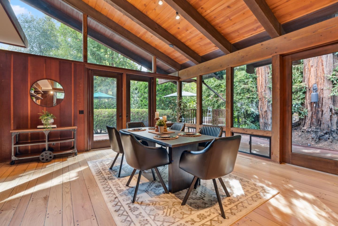 9965 Love Creek RD
