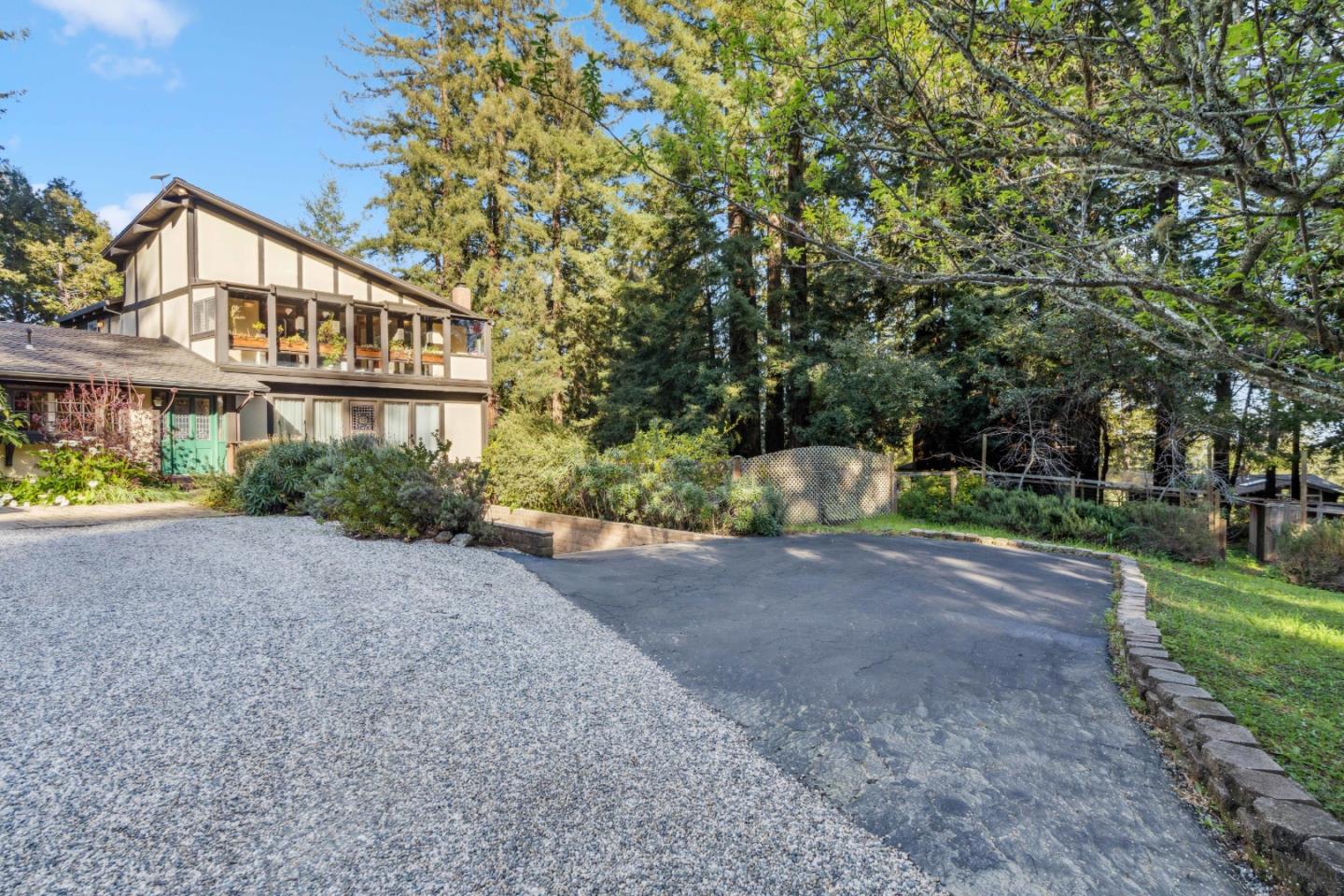 100 Lions Field DR