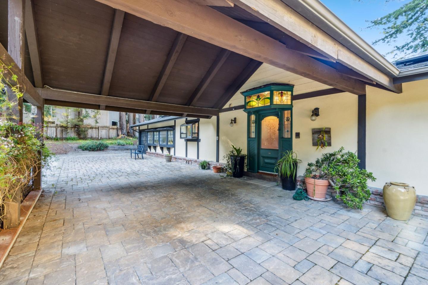 100 Lions Field DR