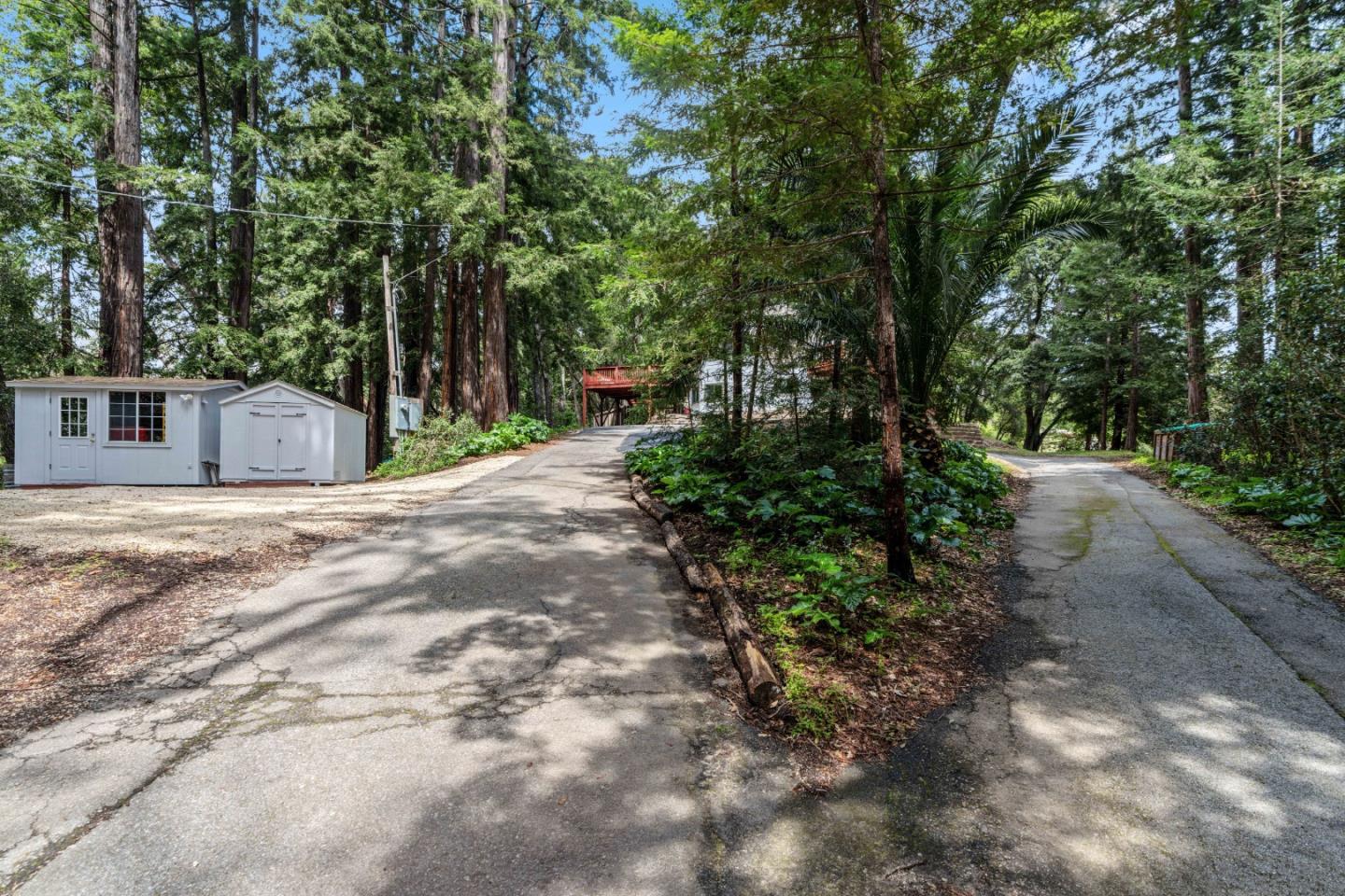 131 Valdez RD