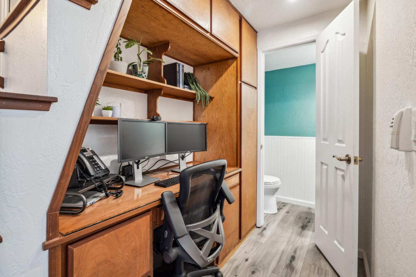 131 Valdez RD
