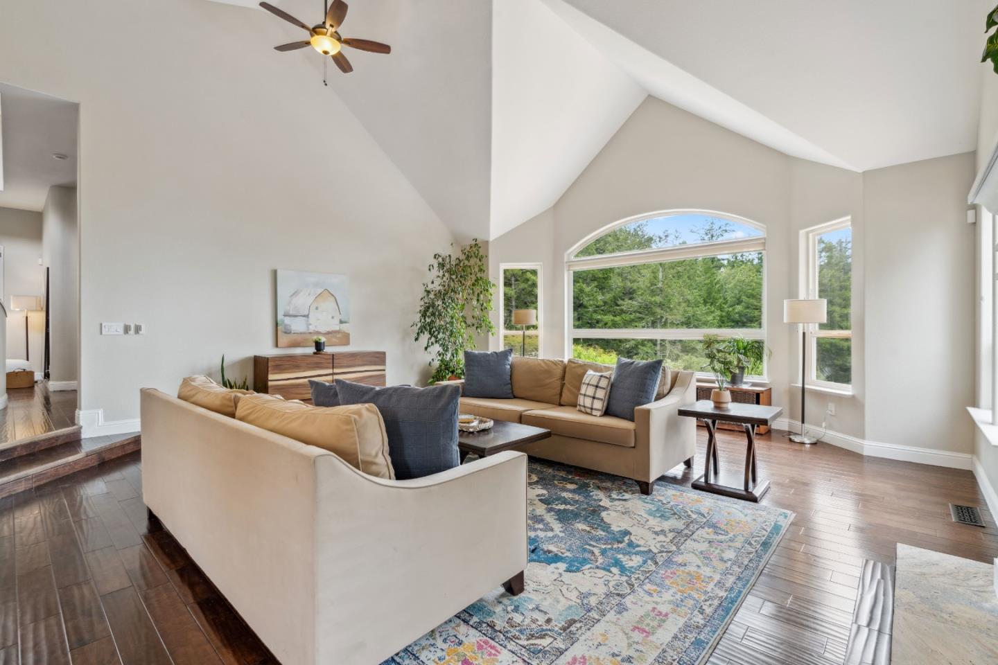 385 Beel DR