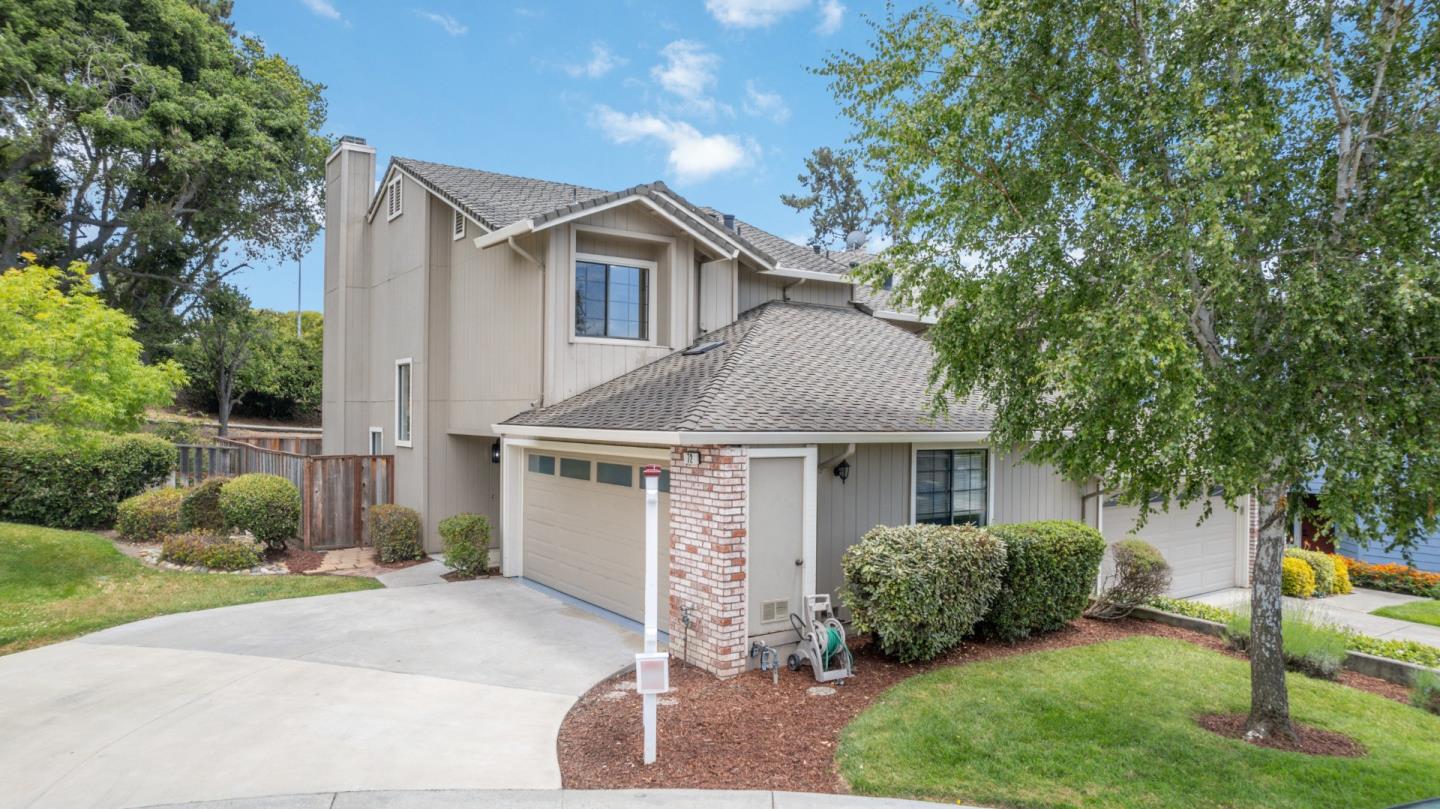72 Bright View LN