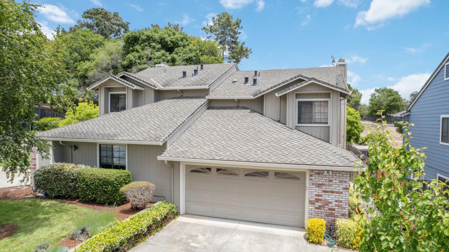 72 Bright View LN