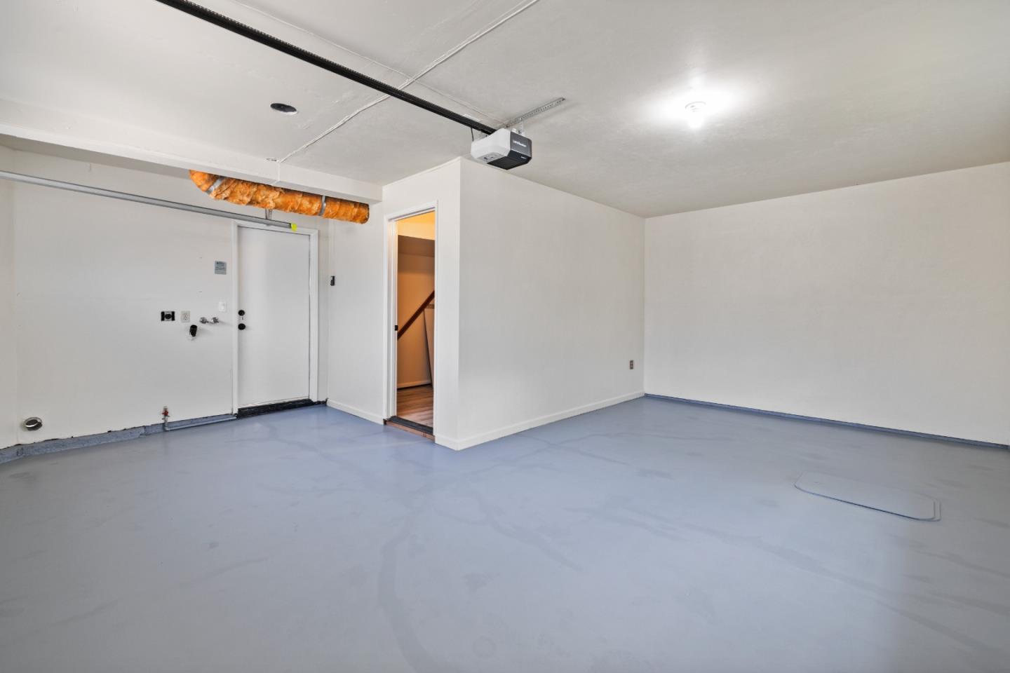 72 Bright View LN