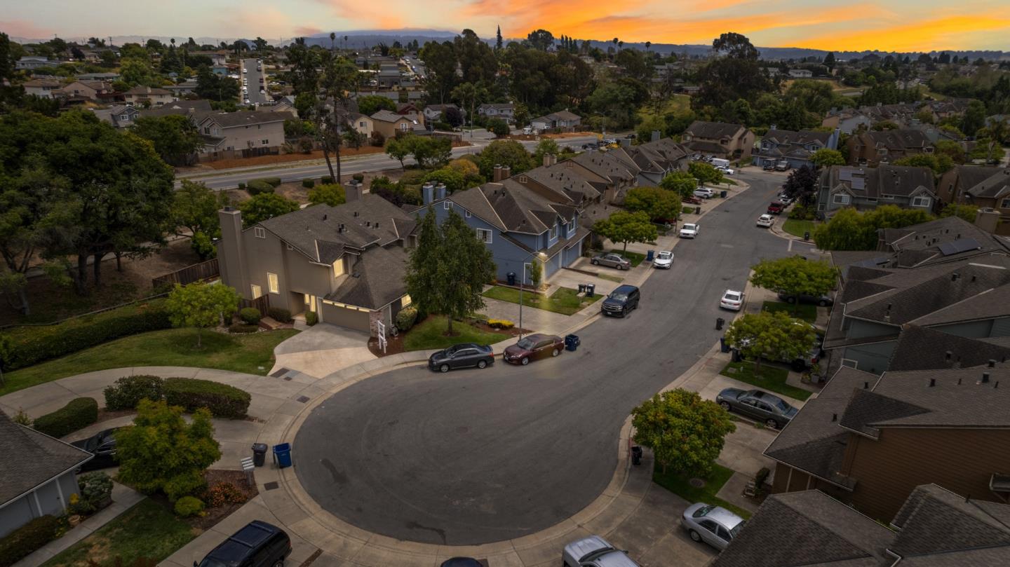 72 Bright View LN