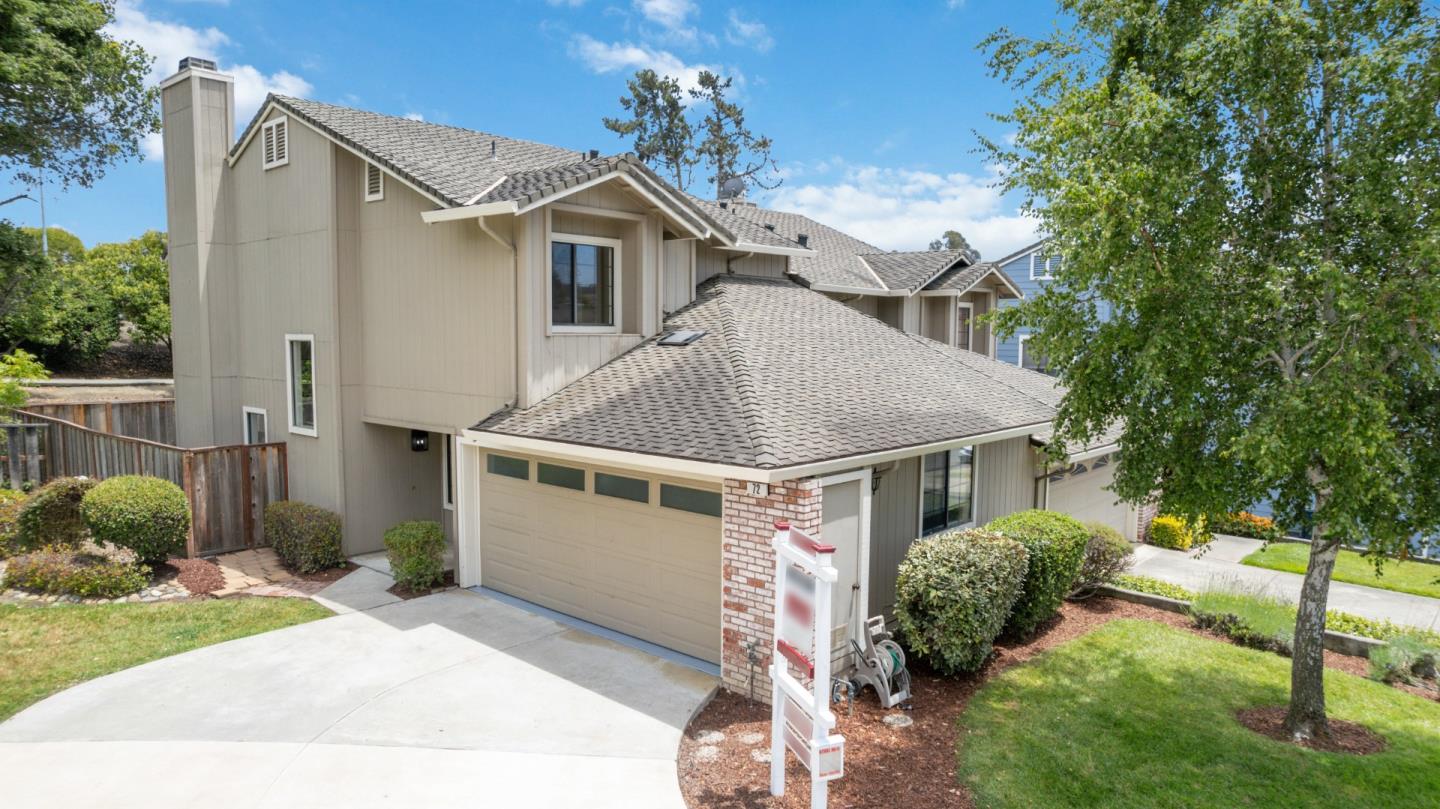 72 Bright View LN