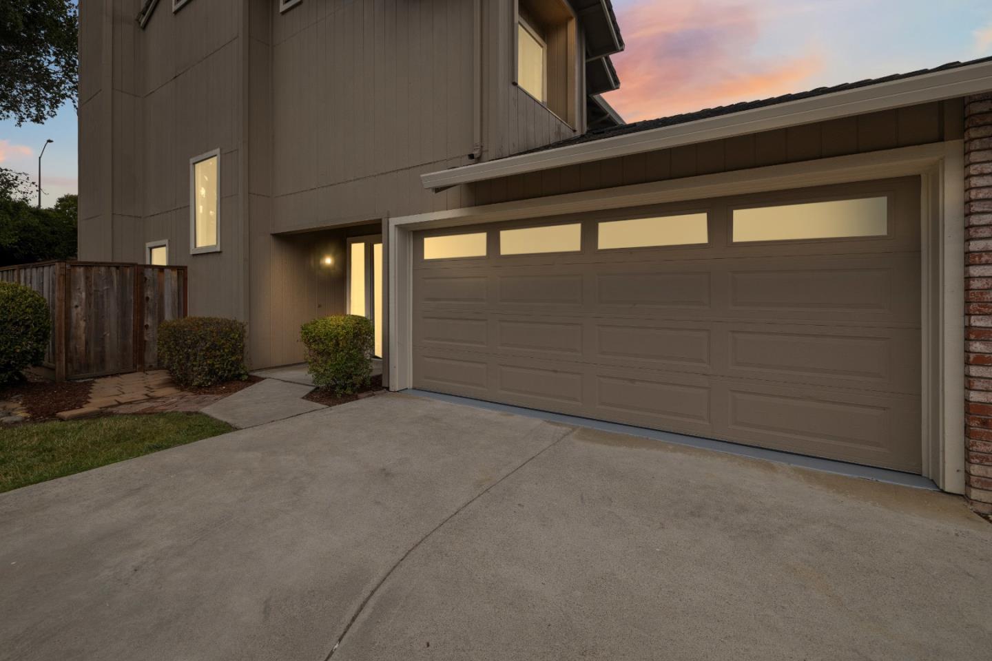 72 Bright View LN