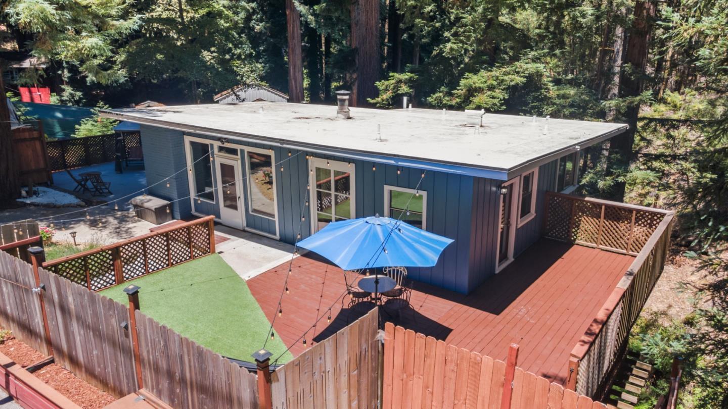 15424 Big Basin WAY