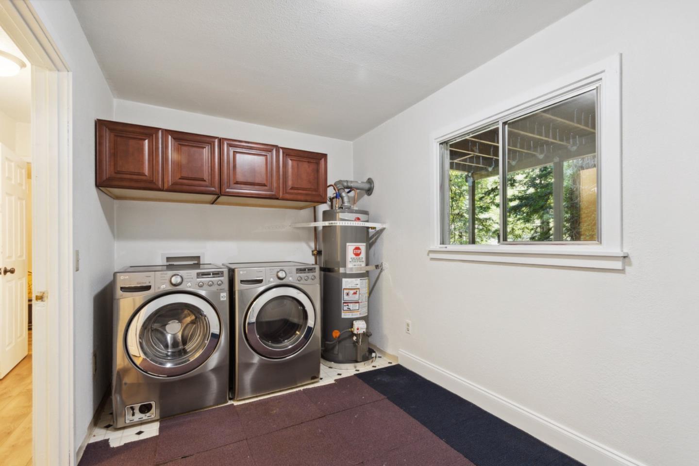 15424 Big Basin WAY