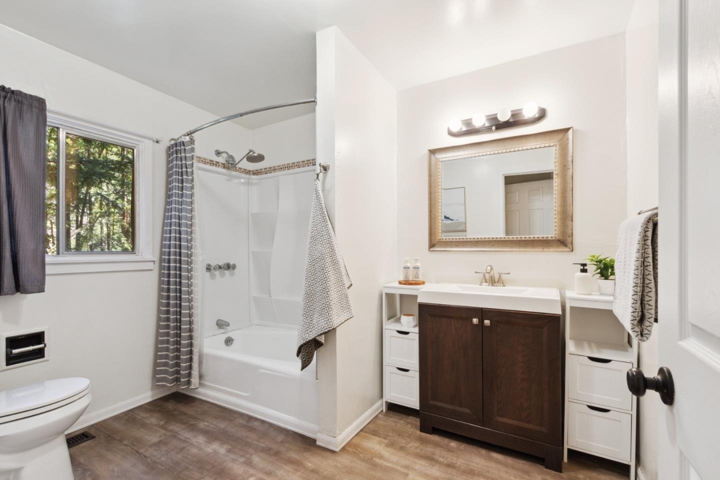 15424 Big Basin WAY