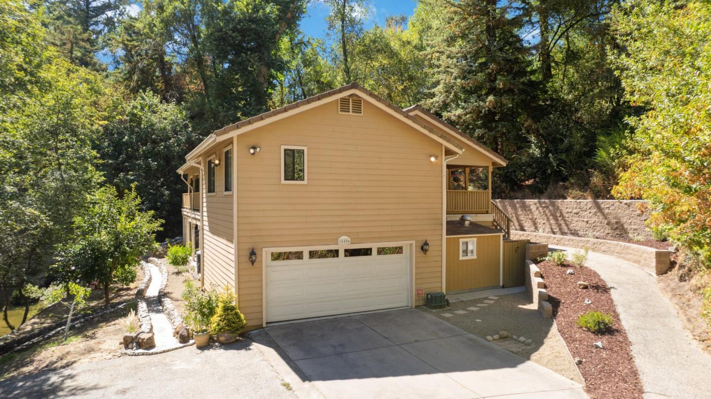 15456 Bear Creek RD
