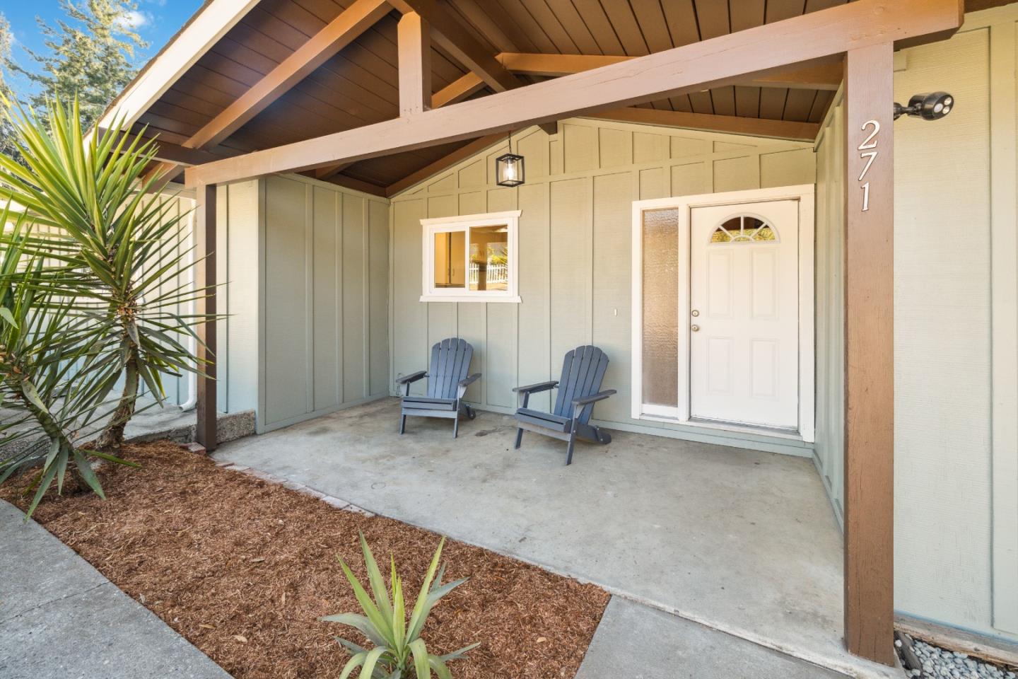 271 Clearview PL