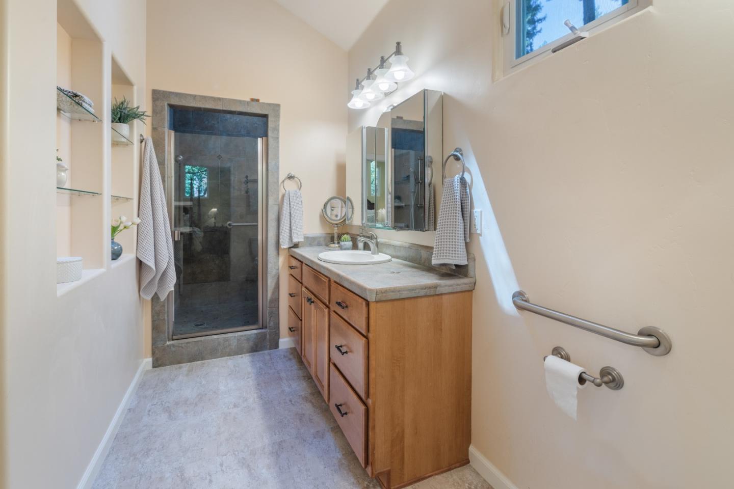 844 Trinkling Creek DR