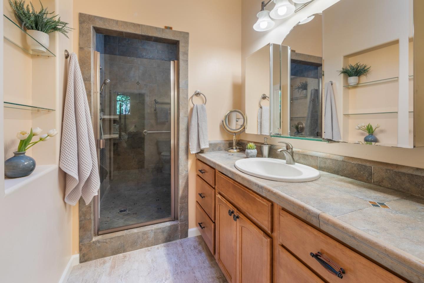 844 Trinkling Creek DR