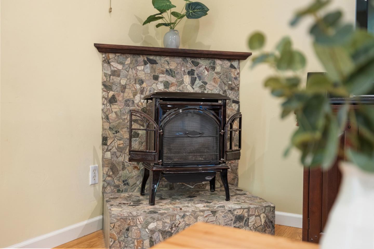 844 Trinkling Creek DR