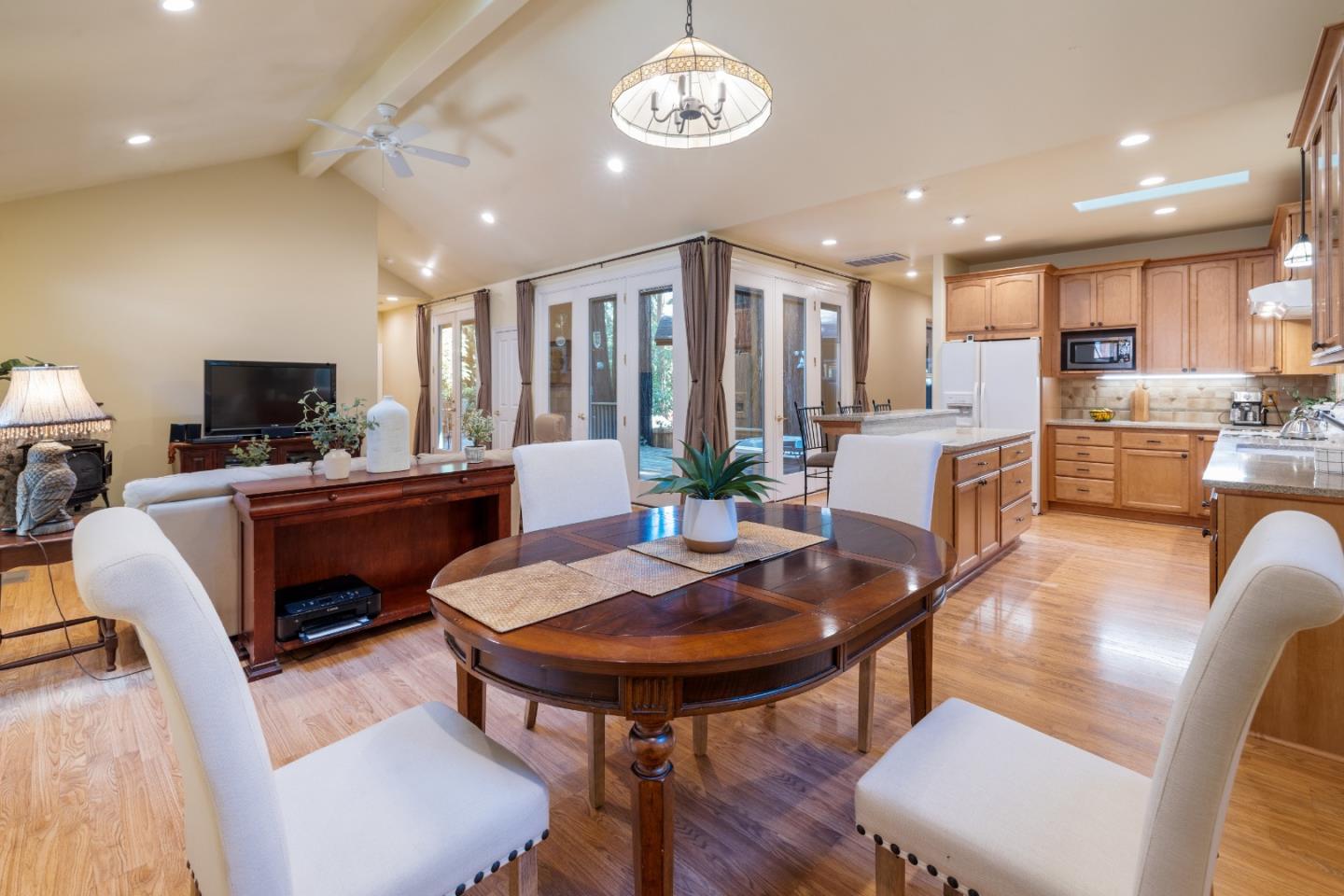 844 Trinkling Creek DR