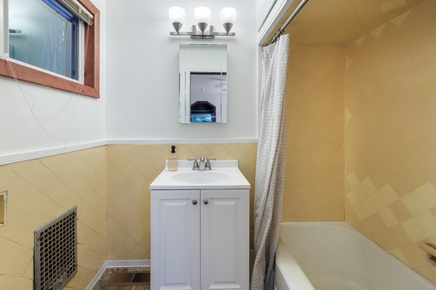 844 Trinkling Creek DR