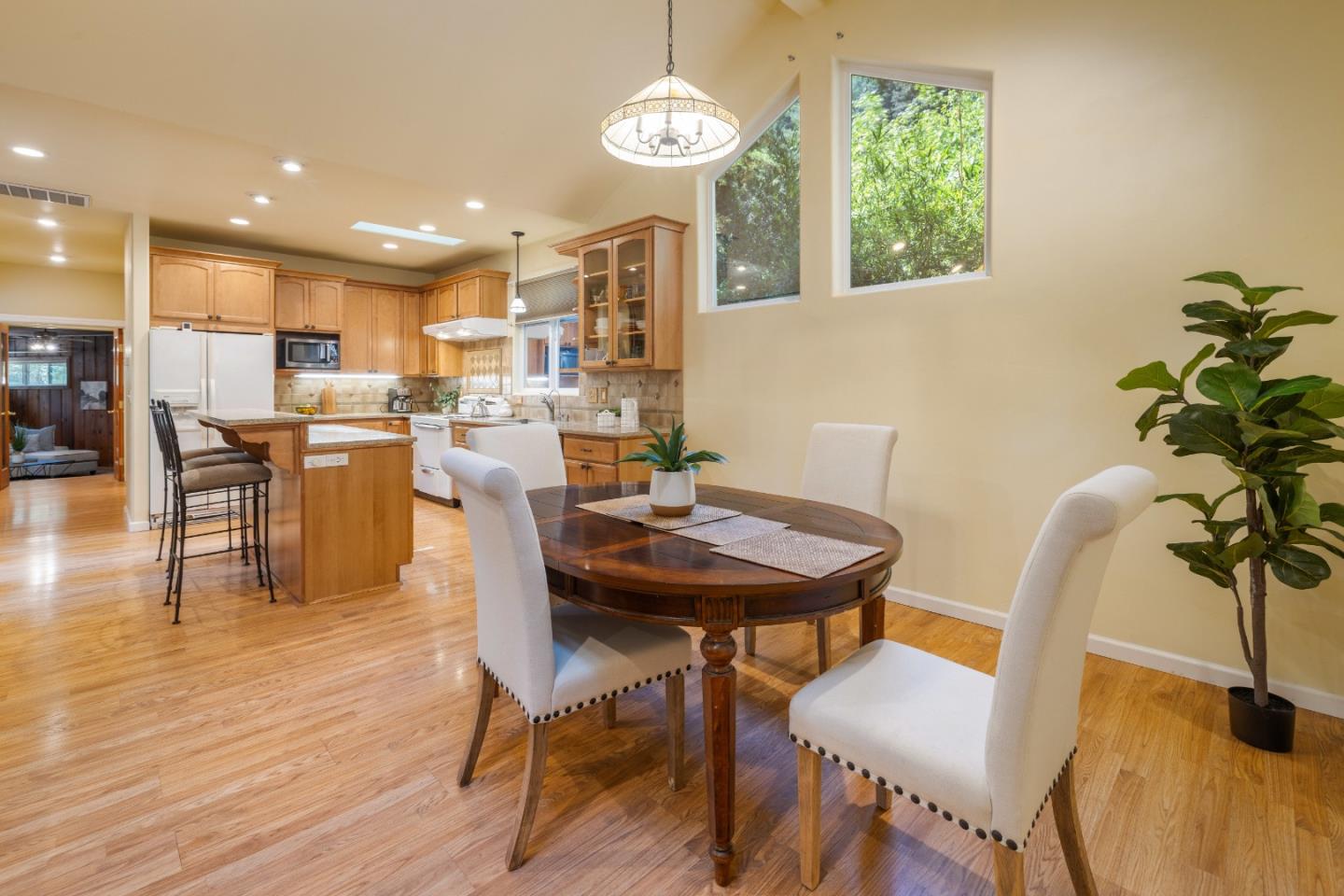 844 Trinkling Creek DR