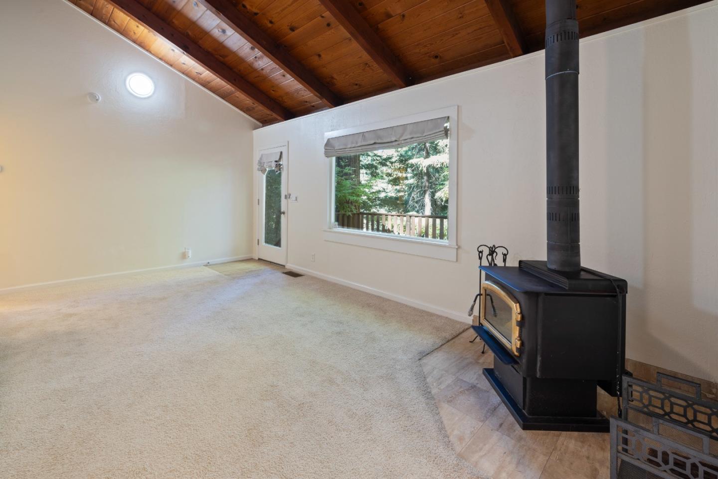 120 Greenwood RD