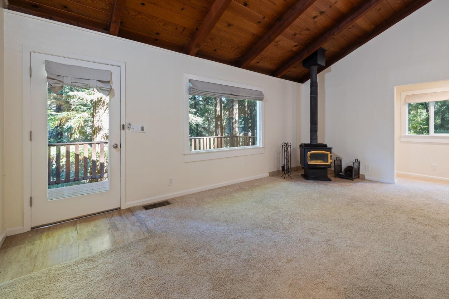 120 Greenwood RD