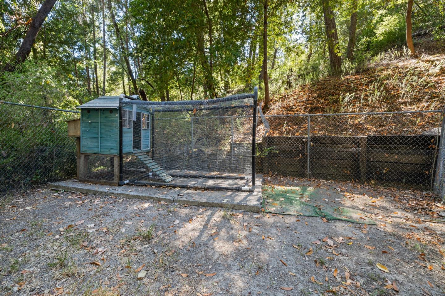 120 Greenwood RD