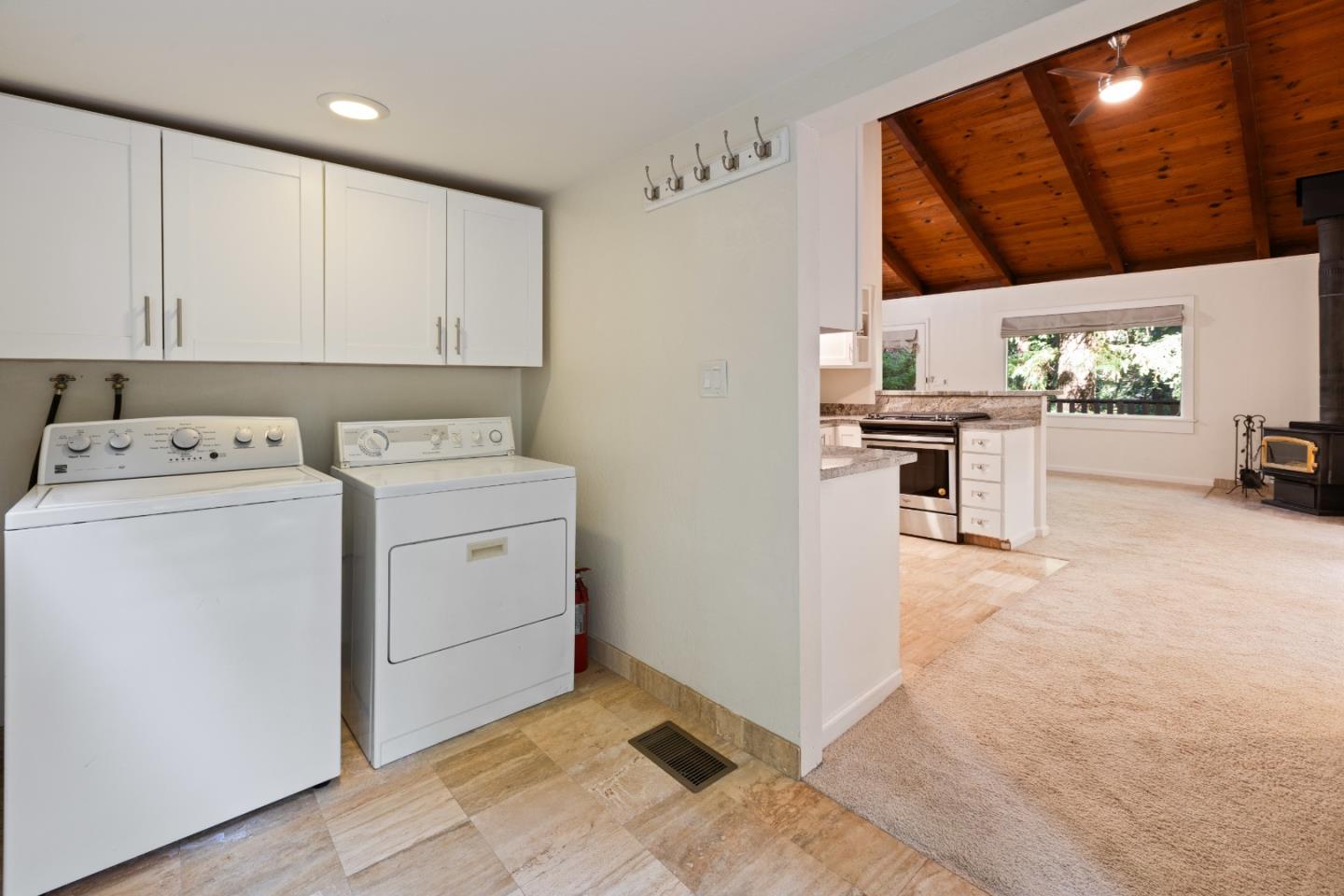120 Greenwood RD