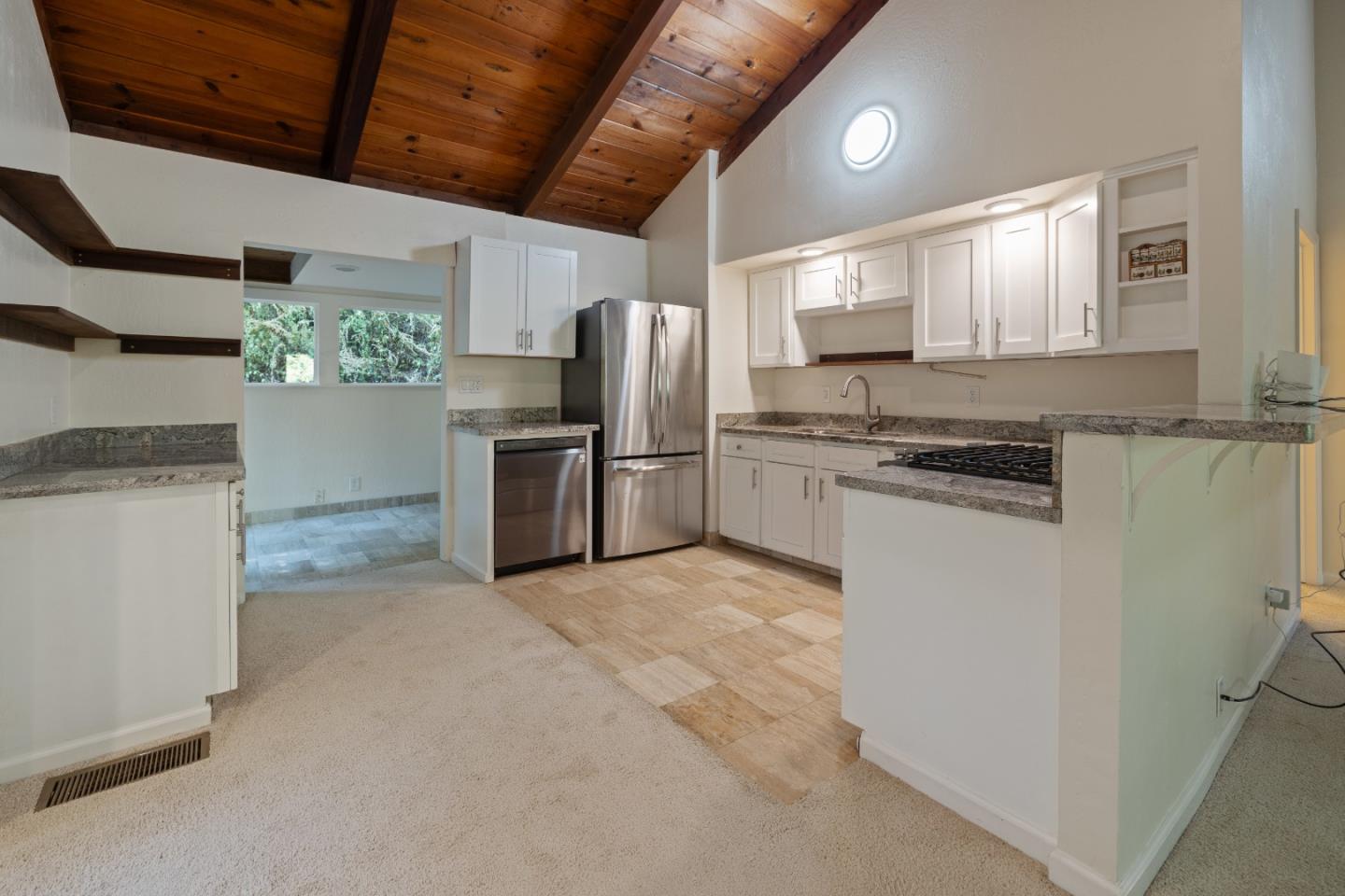 120 Greenwood RD