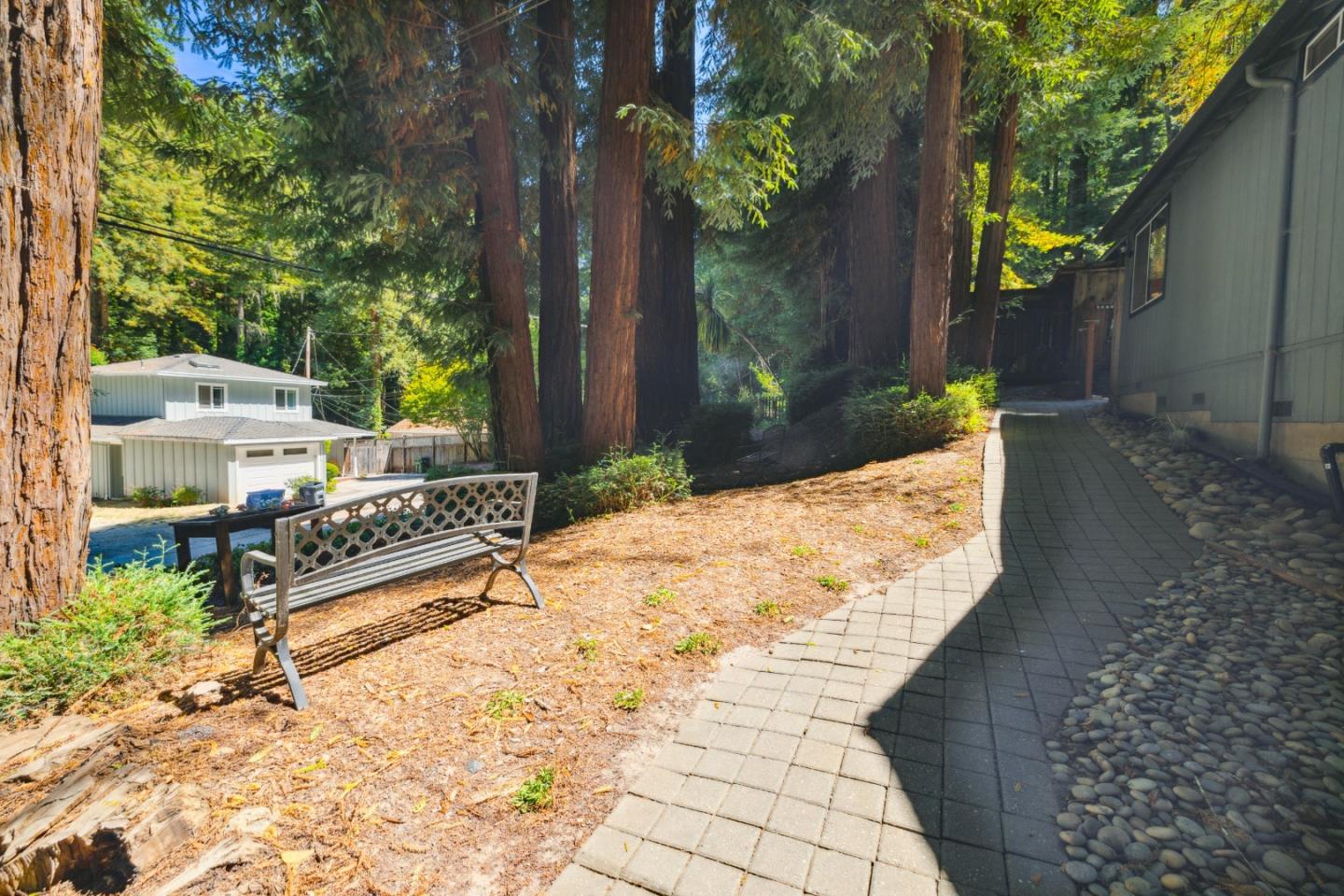 1590 Lockhart Gulch RD