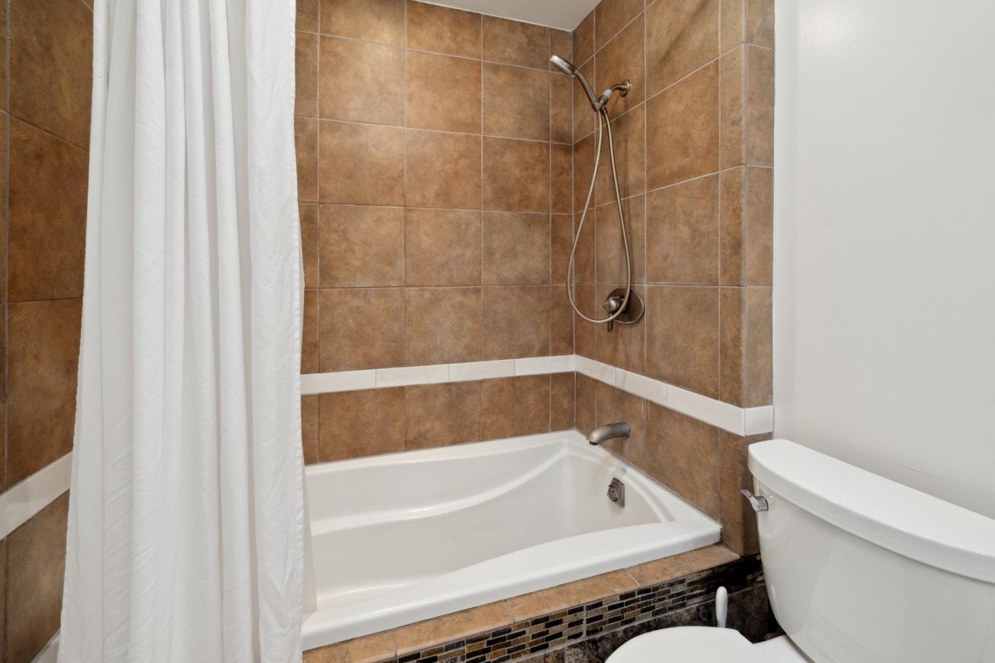 1590 Lockhart Gulch RD