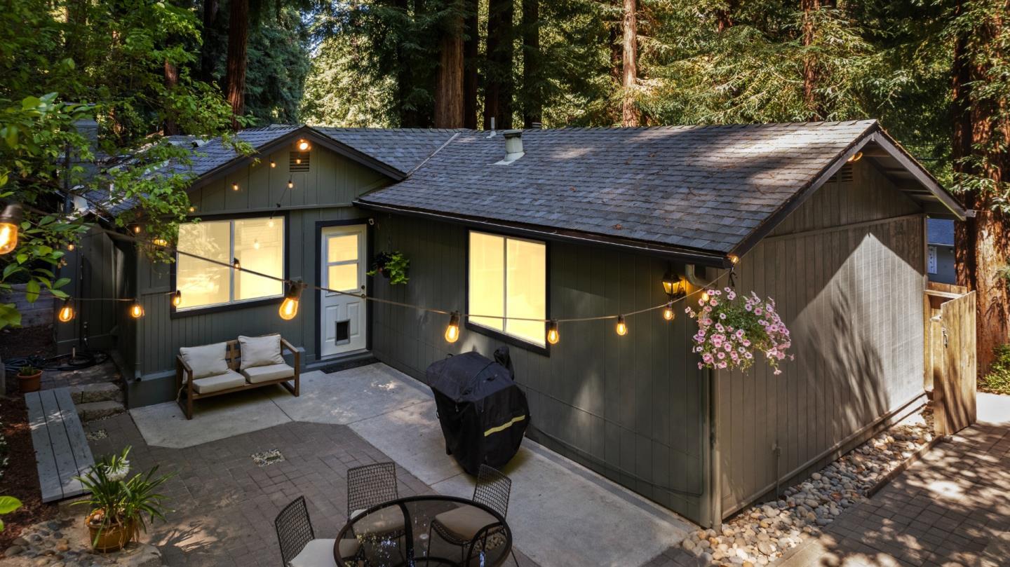 1590 Lockhart Gulch RD