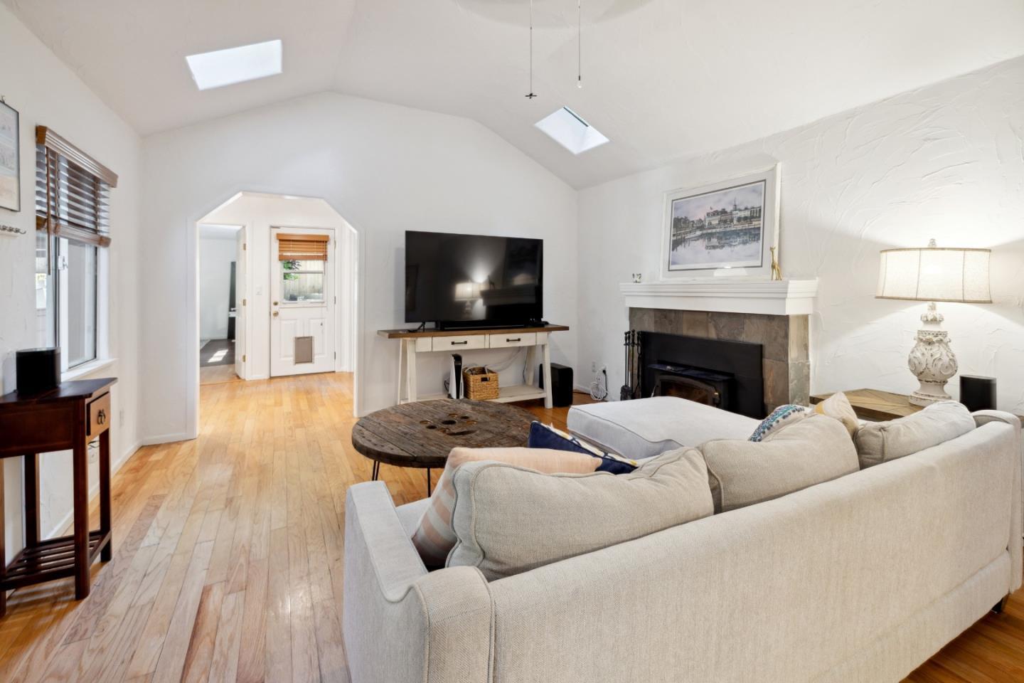 1590 Lockhart Gulch RD