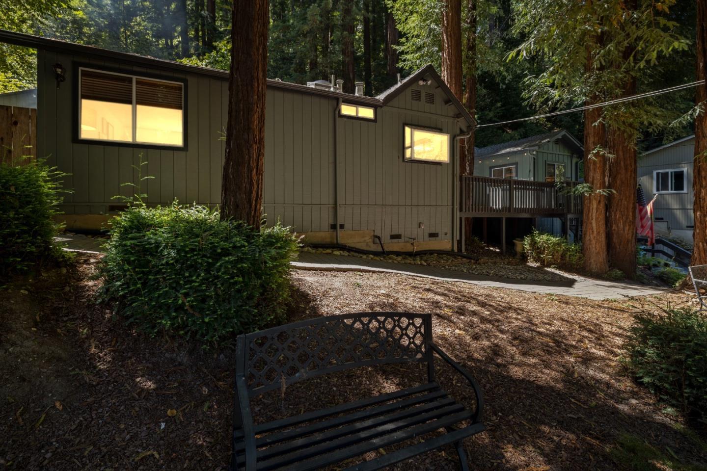 1590 Lockhart Gulch RD