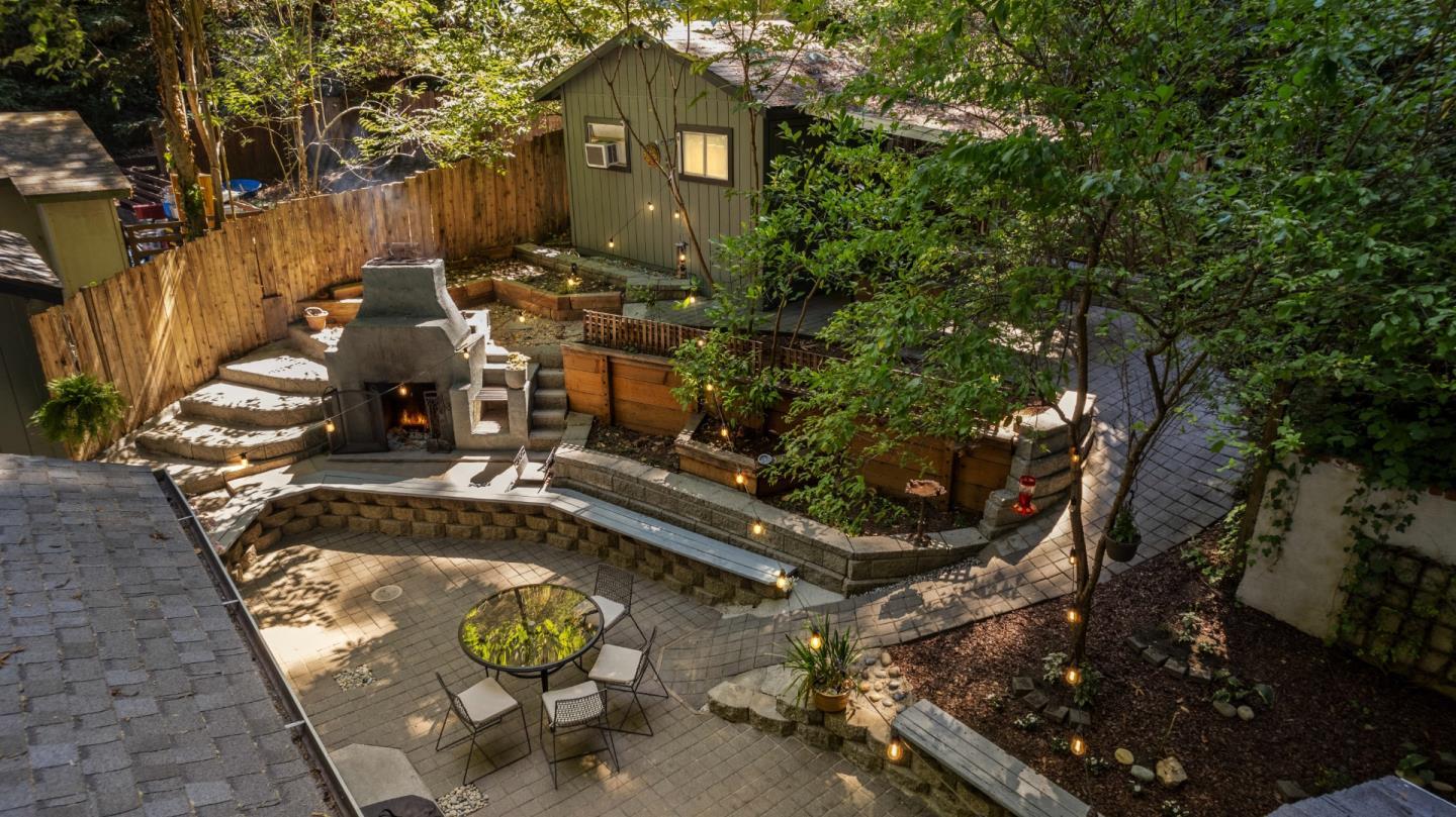 1590 Lockhart Gulch RD