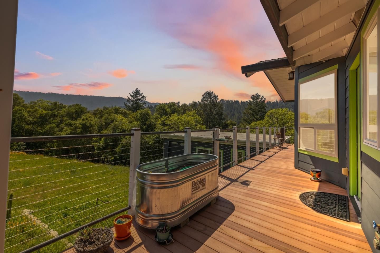 240 Buck Knoll RD