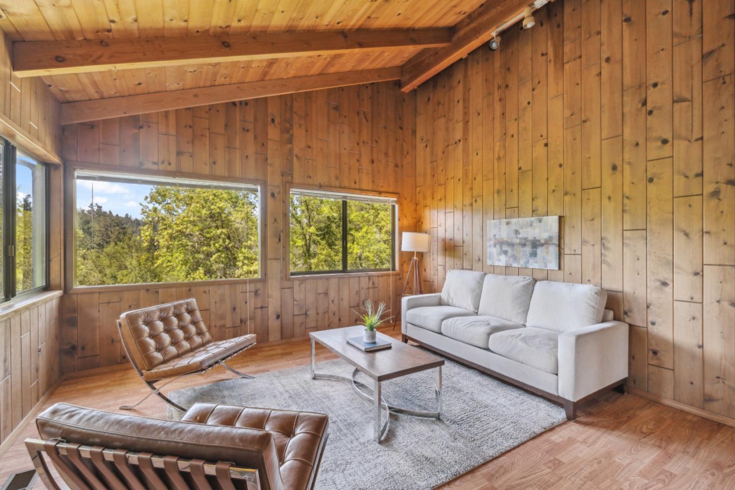 240 Buck Knoll RD