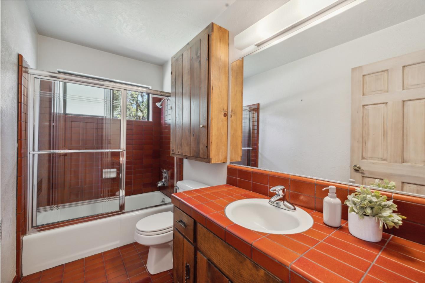 240 Buck Knoll RD