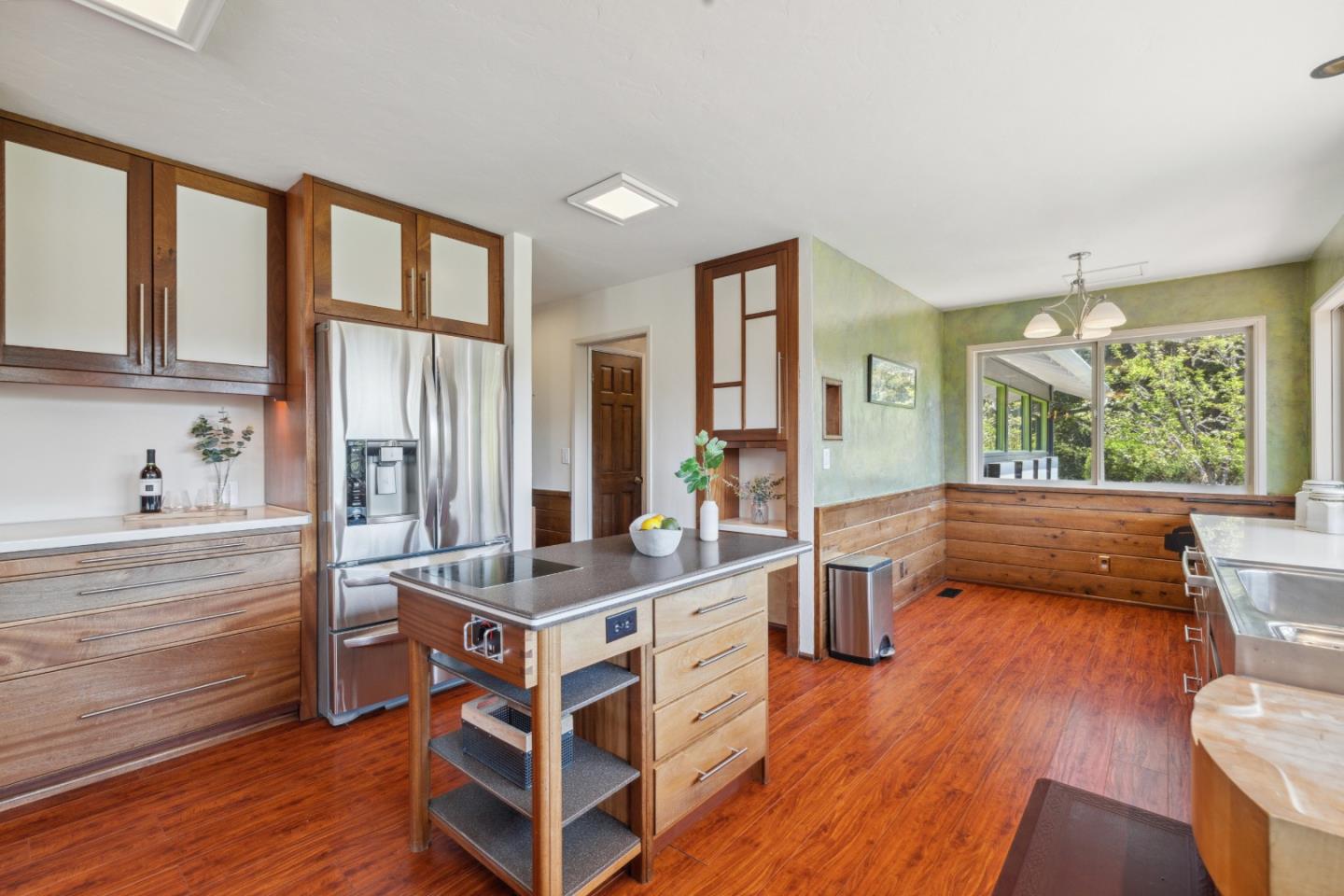 240 Buck Knoll RD