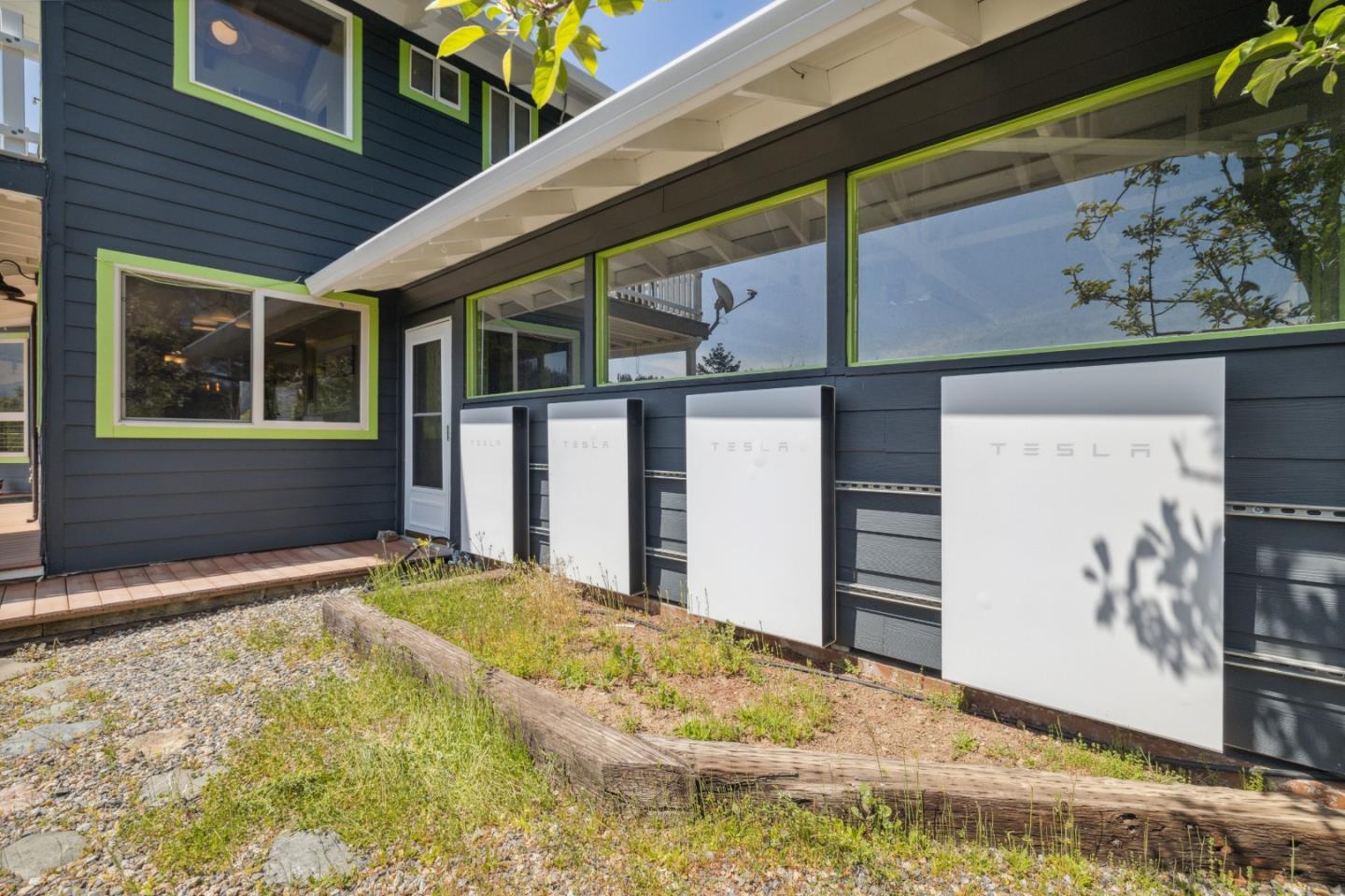 240 Buck Knoll RD