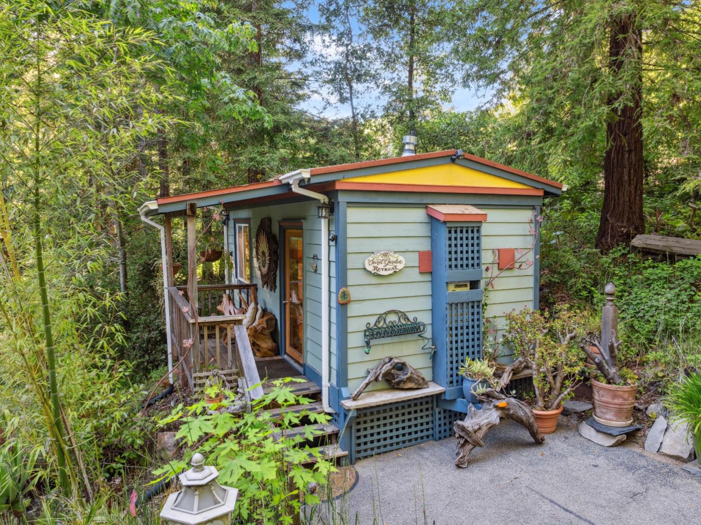 281 Olson RD