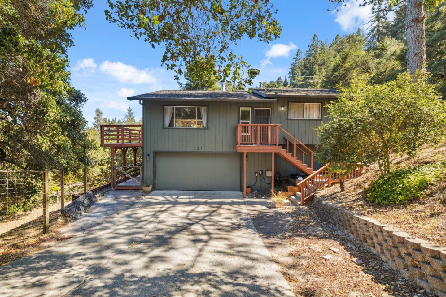 121 Blueberry Drive