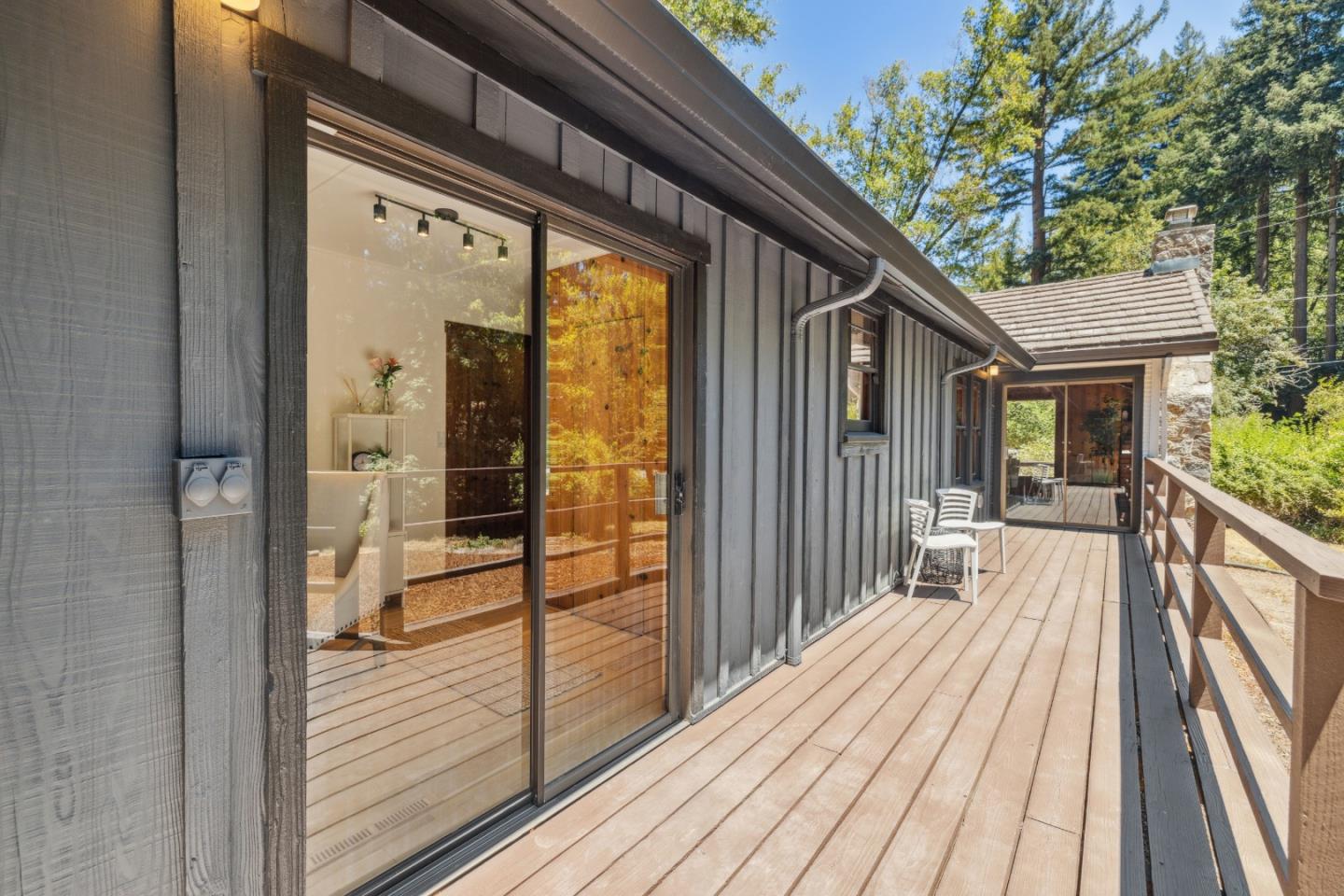 9925 Love Creek Road