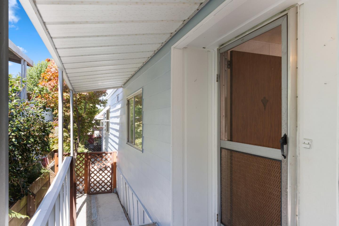 444 Whispering Pines Drive Unit: 89