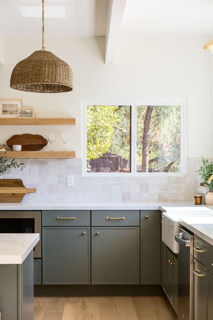 620 Manzanita Avenue