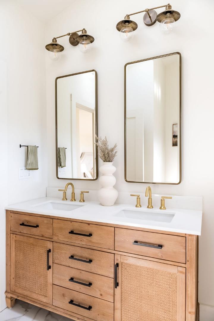 620 Manzanita Avenue