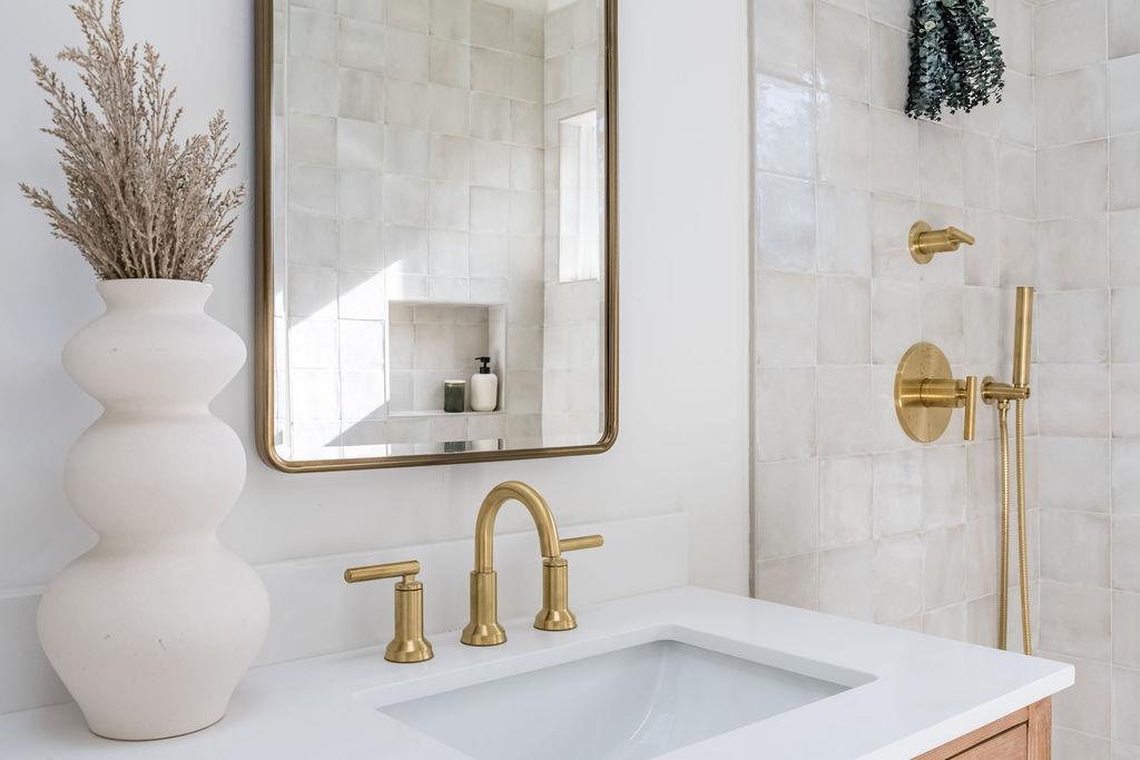 620 Manzanita Avenue