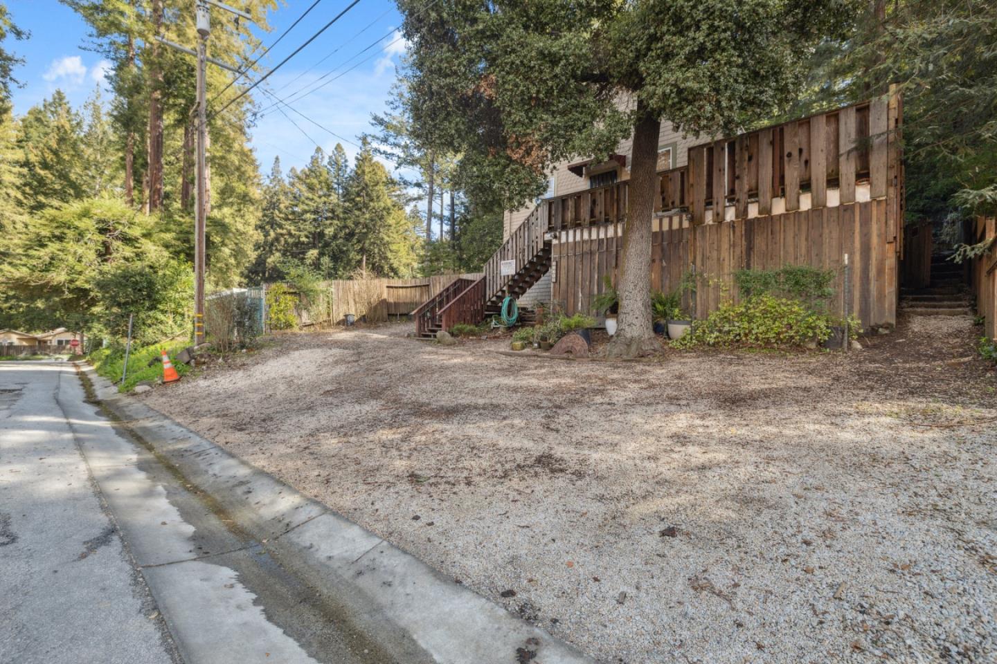 11349 Alameda Avenue